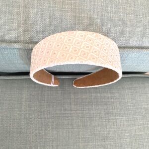 NWT White House Black Market headband